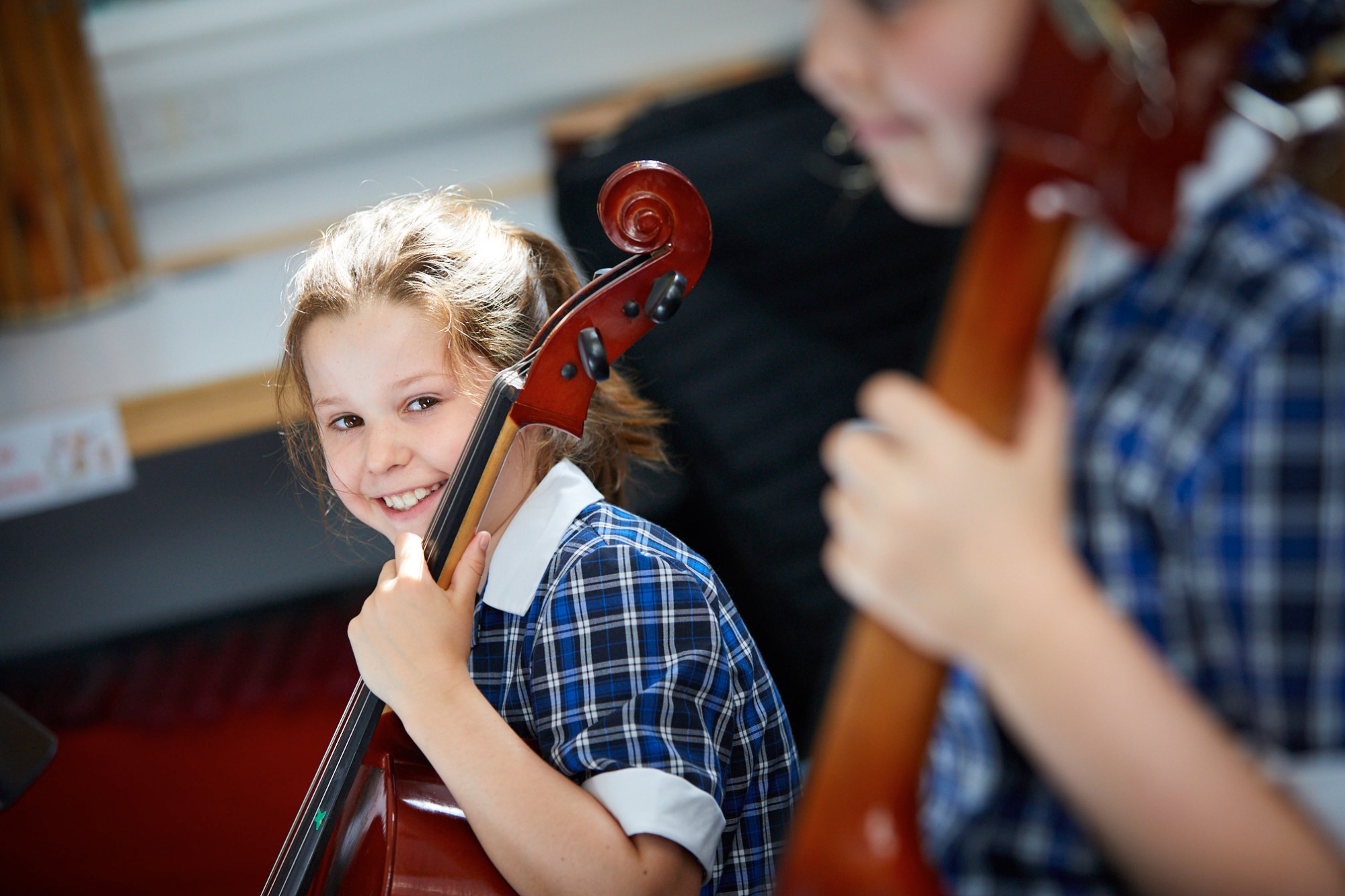 Pupil playing the cello