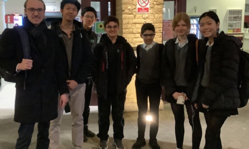 team of six talented chess players from Stephen Perse School 